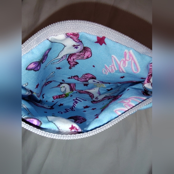 Unicorn Print Pouch - Picture 2 of 3